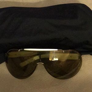 Gucci sunglasses, white, oversized, no scratches.